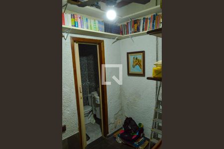 Closet da Suíte 1 de casa de condomínio para alugar com 3 quartos, 100m² em Tanque, Rio de Janeiro