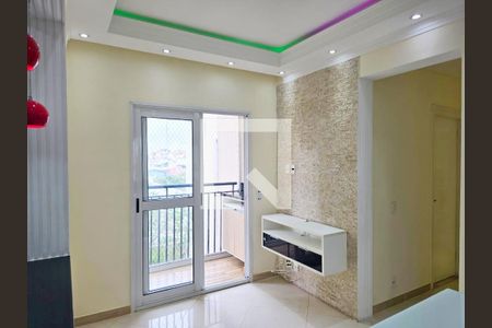 Sala  de apartamento para alugar com 3 quartos, 58m² em Jardim Gracinda, Guarulhos