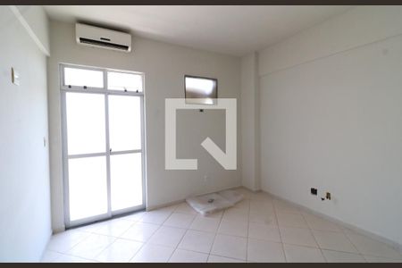 Suíte de apartamento à venda com 3 quartos, 85m² em Praia da Bandeira, Rio de Janeiro