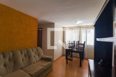 Sala de apartamento para alugar com 2 quartos, 54m² em Capão Raso, Curitiba