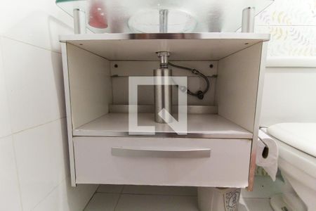 Apartamento à venda com 52m², 2 quartos e 1 vaga Apartamento à venda com 52m², 2 quartos e 1 vagaBanheiro