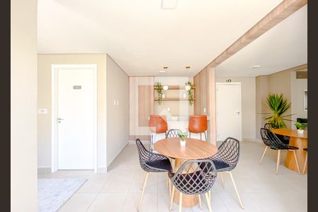 Apartamento à venda com 27m², 1 quarto e sem vagaÁrea comum - Salão de festas