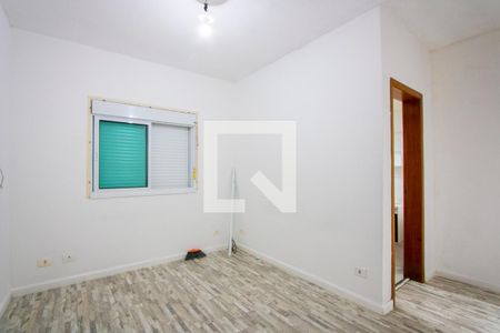 Suíte de apartamento à venda com 2 quartos, 70m² em Parque São Vicente, Santo André