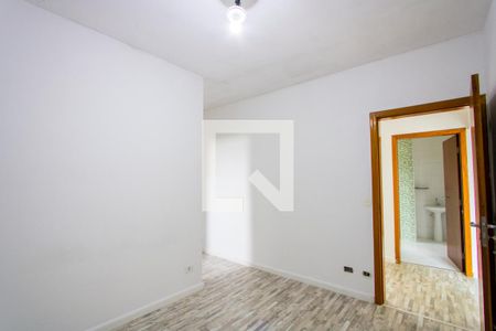 Suíte de apartamento à venda com 2 quartos, 70m² em Parque São Vicente, Santo André