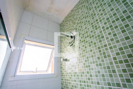 Apartamento à venda com 70m², 2 quartos e 2 vagas Apartamento à venda com 70m², 2 quartos e 2 vagasBanheiro social