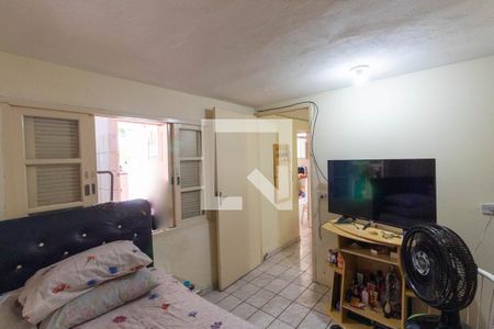 Casa à venda com 370m², 6 quartos e 4 vagas Casa à venda com 370m², 6 quartos e 4 vagasQuarto 5