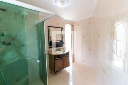 Casa à venda com 370m², 6 quartos e 4 vagas Casa à venda com 370m², 6 quartos e 4 vagasBanheiro 1