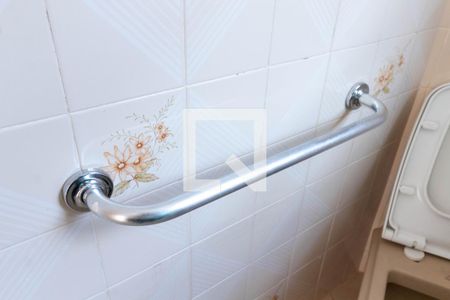 Casa à venda com 370m², 6 quartos e 4 vagas Casa à venda com 370m², 6 quartos e 4 vagasDetalhe do banheiro