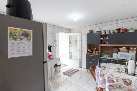 Casa à venda com 370m², 6 quartos e 4 vagas Casa à venda com 370m², 6 quartos e 4 vagasCozinha 2