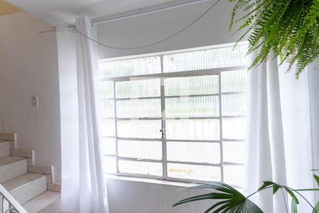 Casa à venda com 370m², 6 quartos e 4 vagas Casa à venda com 370m², 6 quartos e 4 vagasSala 2