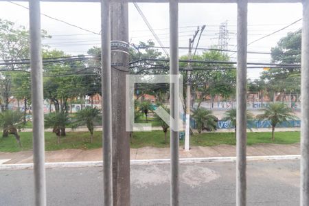 Casa à venda com 370m², 6 quartos e 4 vagas Casa à venda com 370m², 6 quartos e 4 vagasVista do Quarto 3