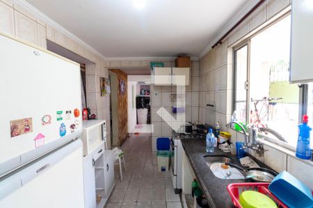 Casa à venda com 370m², 6 quartos e 4 vagas Casa à venda com 370m², 6 quartos e 4 vagasCozinha 3