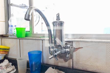 Casa à venda com 370m², 6 quartos e 4 vagas Casa à venda com 370m², 6 quartos e 4 vagasCozinha - Torneira