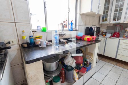 Casa à venda com 370m², 6 quartos e 4 vagas Casa à venda com 370m², 6 quartos e 4 vagasCozinha 3