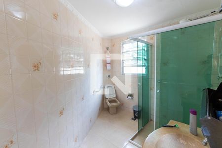 Casa à venda com 370m², 6 quartos e 4 vagas Casa à venda com 370m², 6 quartos e 4 vagasBanheiro 1