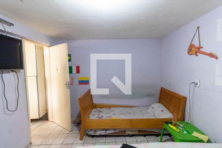 Casa à venda com 370m², 6 quartos e 4 vagas Casa à venda com 370m², 6 quartos e 4 vagasQuarto 6