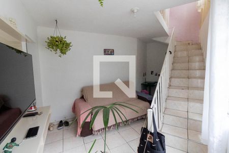 Casa à venda com 370m², 6 quartos e 4 vagas Casa à venda com 370m², 6 quartos e 4 vagasSala 2