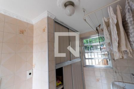 Casa à venda com 370m², 6 quartos e 4 vagas Casa à venda com 370m², 6 quartos e 4 vagasLavanderia