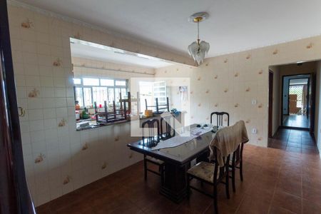 Casa à venda com 370m², 6 quartos e 4 vagas Casa à venda com 370m², 6 quartos e 4 vagasCopa