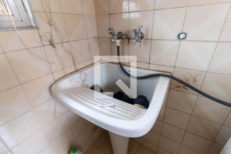 Casa à venda com 370m², 6 quartos e 4 vagas Casa à venda com 370m², 6 quartos e 4 vagasLavanderia