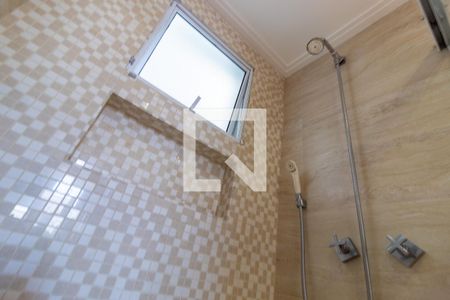 Apartamento à venda com 68m², 2 quartos e 1 vagaBox/Revestimento/Ducha Banheiro Social