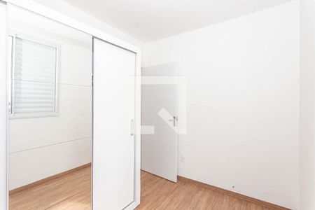 Quarto 2 de apartamento para alugar com 2 quartos, 44m² em Jardim Maria Estela, São Paulo