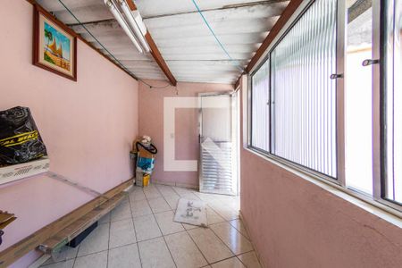 Casa à venda com 72m², 2 quartos e 1 vaga Casa à venda com 72m², 2 quartos e 1 vagaEdícula