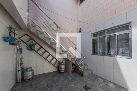 Casa à venda com 72m², 2 quartos e 1 vaga Casa à venda com 72m², 2 quartos e 1 vagaQuintal