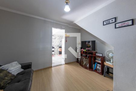 Sala de casa à venda com 2 quartos, 72m² em Conjunto Residencial Sitio Oratório, São Paulo