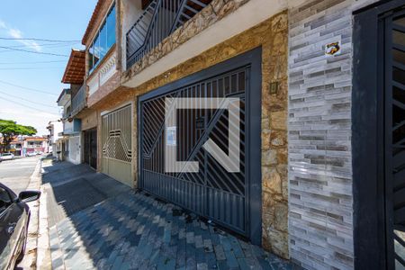 Casa à venda com 72m², 2 quartos e 1 vaga Casa à venda com 72m², 2 quartos e 1 vagaFachada