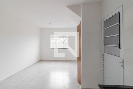 Cozinha de casa de condomínio para alugar com 2 quartos, 70m² em Vila Rio Branco, São Paulo