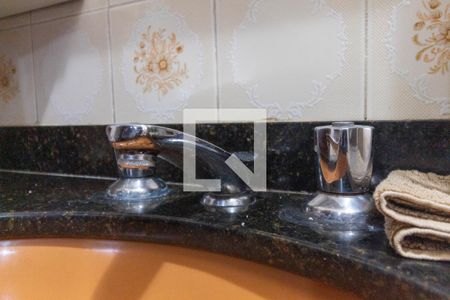 Casa à venda com 317m², 4 quartos e 4 vagasBanheiro - torneira