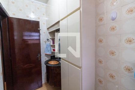 Casa à venda com 317m², 4 quartos e 4 vagasBanheiro da Suíte 1