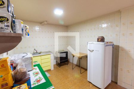 Casa à venda com 317m², 4 quartos e 4 vagasSalão de Festas