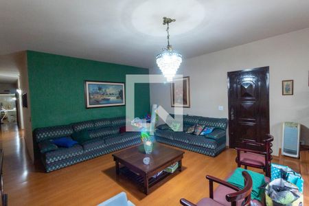 Sala de casa à venda com 4 quartos, 317m² em Cidade Patriarca, São Paulo