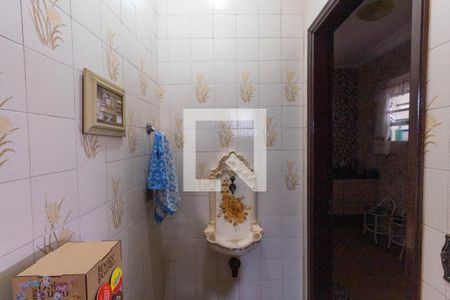 Casa à venda com 317m², 4 quartos e 4 vagasBanheiro 3