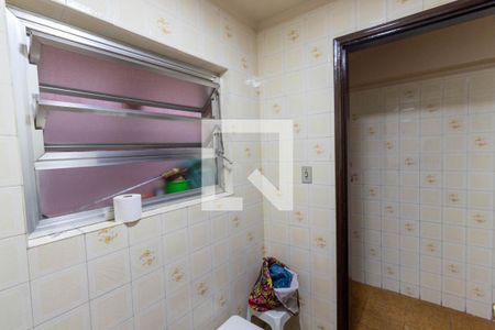 Casa à venda com 317m², 4 quartos e 4 vagasBanheiro 4