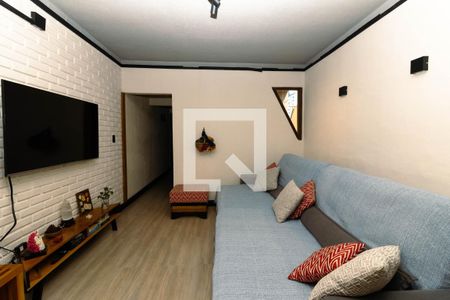 Casa à venda com 3 quartos, 240m² em Jardim Aricanduva, São Paulo