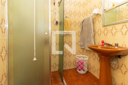 Casa à venda com 102m², 2 quartos e 1 vagaBanheiro