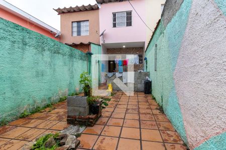 Casa à venda com 102m², 2 quartos e 1 vagaQuintal