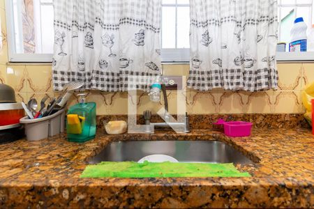 Casa à venda com 102m², 2 quartos e 1 vagaCozinha - Torneira