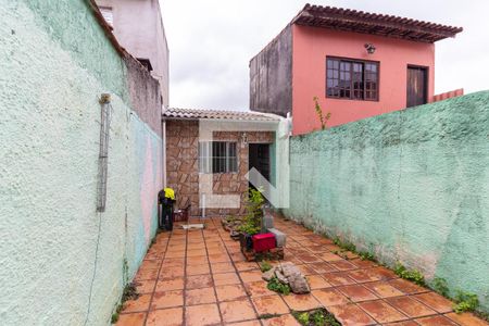 Casa à venda com 102m², 2 quartos e 1 vagaQuintal