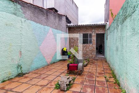 Casa à venda com 102m², 2 quartos e 1 vagaQuintal