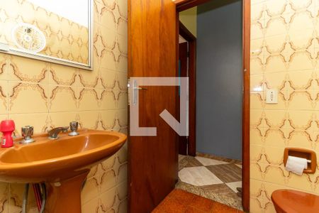 Casa à venda com 102m², 2 quartos e 1 vagaBanheiro