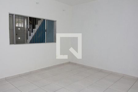 Sala de casa para alugar com 2 quartos, 120m² em Jardim Celeste, São Paulo