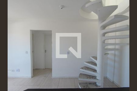 Sala de apartamento à venda com 3 quartos, 100m² em Jardim Santa Cecilia, Guarulhos