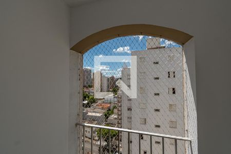 Varanda Sala de Estar/Jantar  de apartamento para alugar com 1 quarto, 46m² em Vila Itapura, Campinas