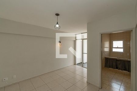 Sala de Estar/Jantar  de apartamento para alugar com 1 quarto, 46m² em Vila Itapura, Campinas