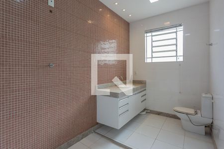 Casa à venda com 250m², 3 quartos e 3 vagasBanheiro