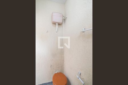 Banheiro de casa para alugar com 1 quarto, 28m² em Vila Francisco Matarazzo, Santo André
